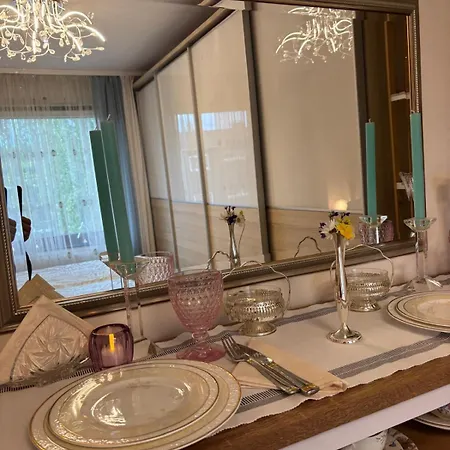 ホームステイ The House Of Flowers St. Vith