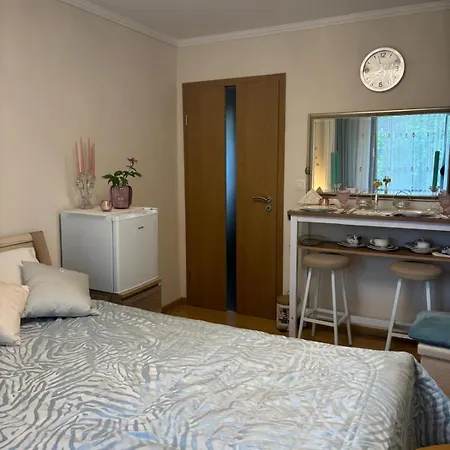 The House Of Flowers Homestay